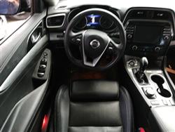 Nissan Maxima